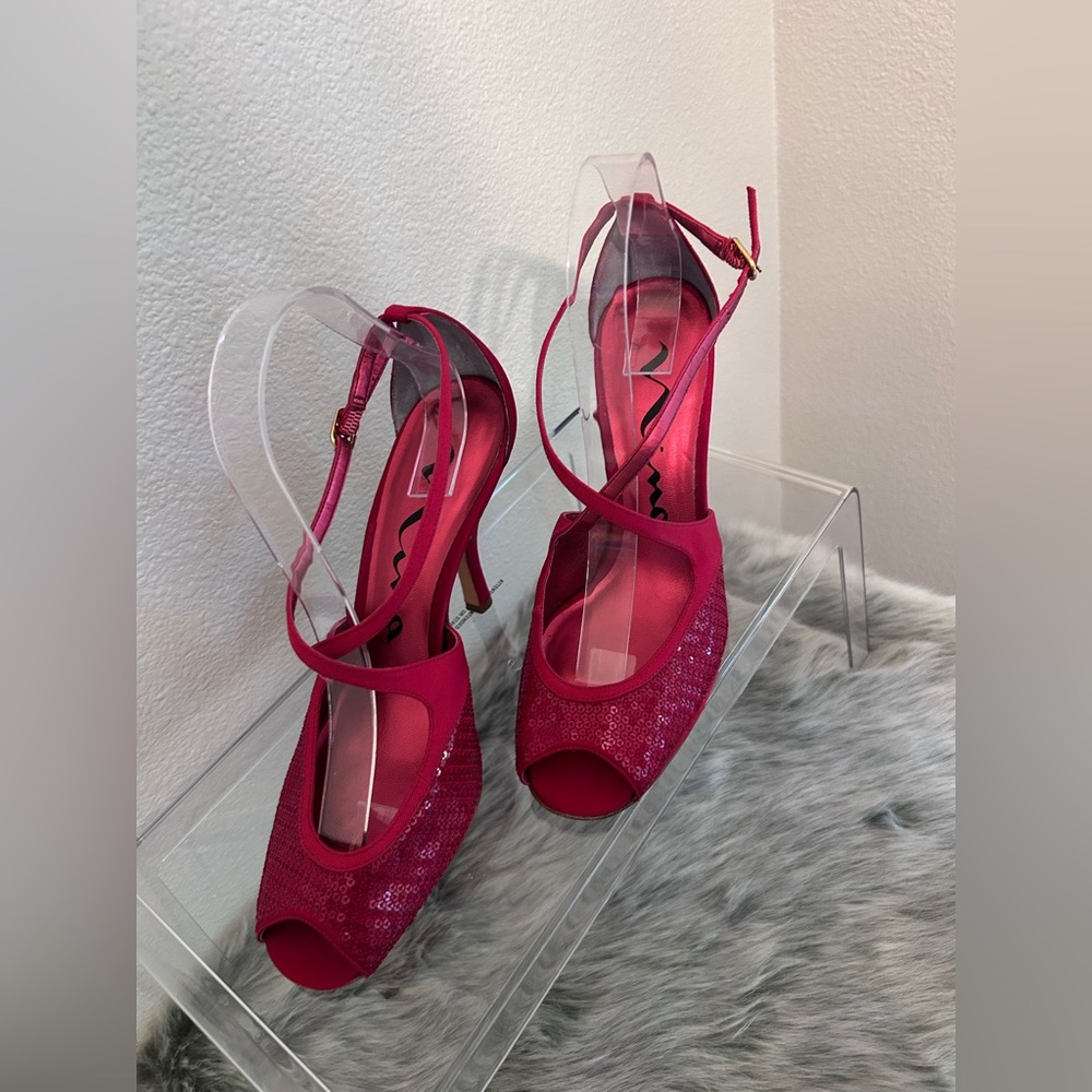 Nina Elegant Red Strappy Heels size 8 1/2 - Picture 3 of 8